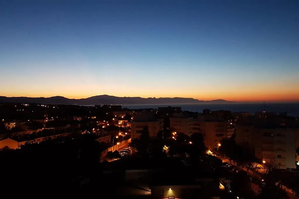 Apartamento De Lujo Con Amplia Vista Al Mar. - Benalmádena Spanyolország