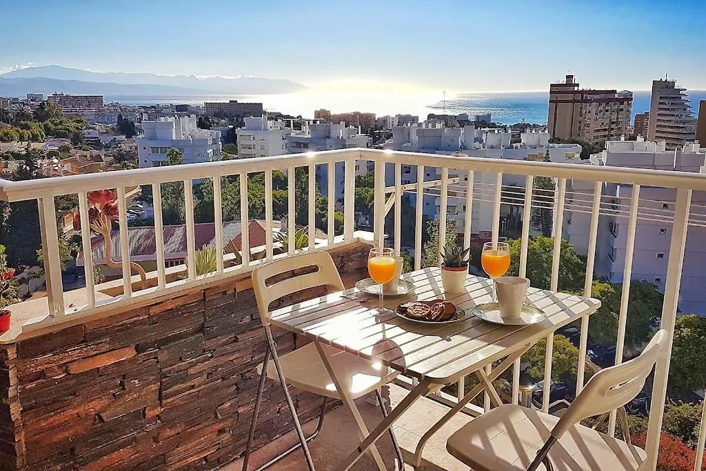 Apartamento De Lujo Con Amplia Vista Al Mar. - Benalmádena